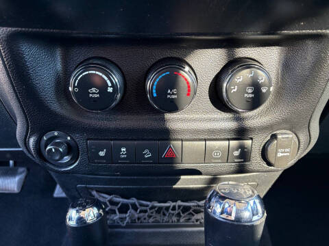 2012 Jeep Wrangler Unlimited Sahara