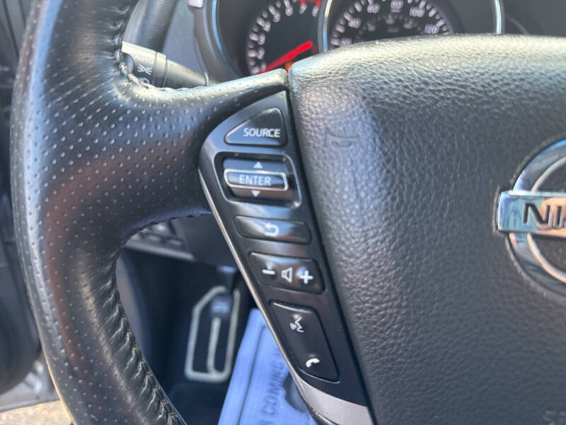 2011 Nissan Murano LE
