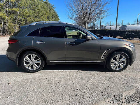 2016 Infiniti QX70