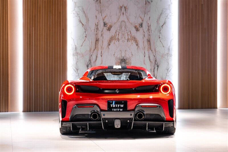 2020 Ferrari 488 Pista