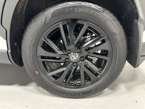 2025 Toyota Corolla Cross Hybrid Nightshade