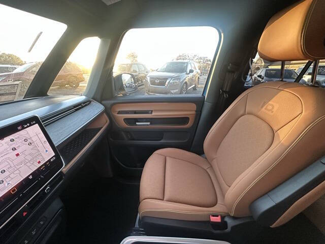 2025 Volkswagen ID. Buzz Pro S Plus 4Motion