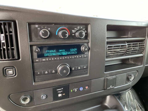 2023 Chevrolet Express 2500