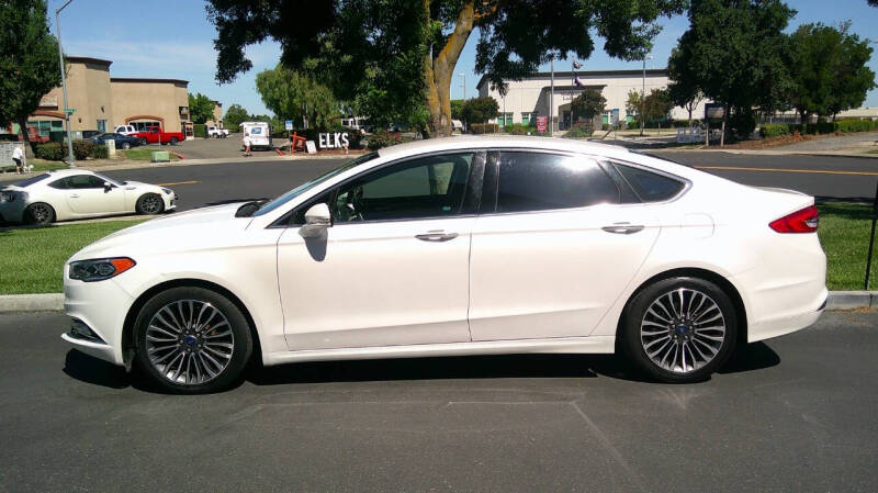 2017 Ford Fusion SE