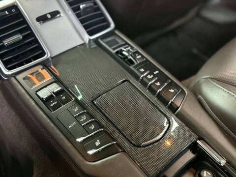 2016 Porsche Panamera GTS