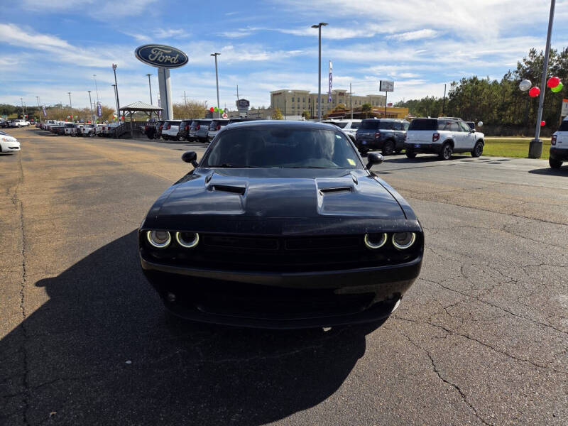 2022 Dodge Challenger SXT