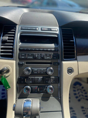 2012 Ford Taurus Limited