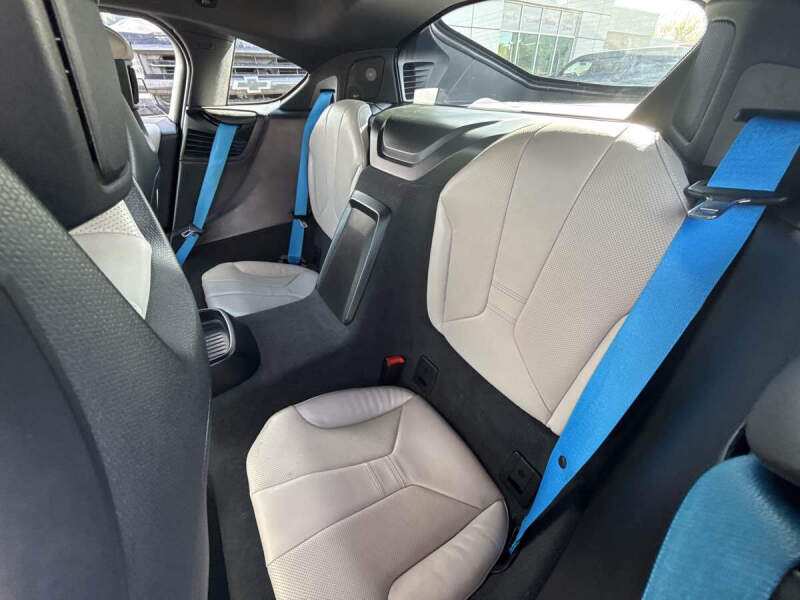 2015 BMW i8