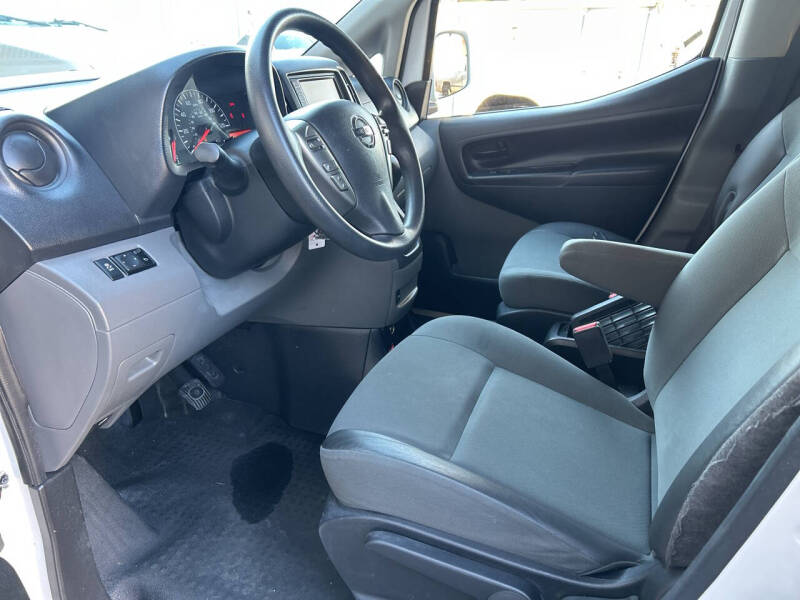 2020 Nissan NV200 SV