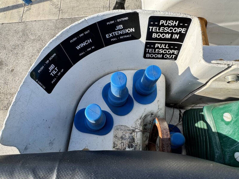 2017 Freightliner M2 106