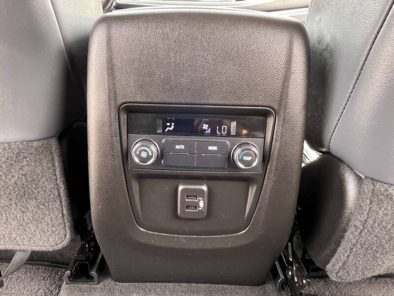 2019 Buick Enclave Essence