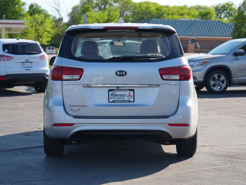 2018 Kia Sedona L