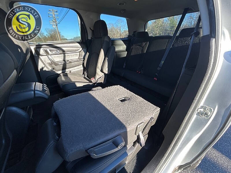 2016 GMC Acadia SLE-2