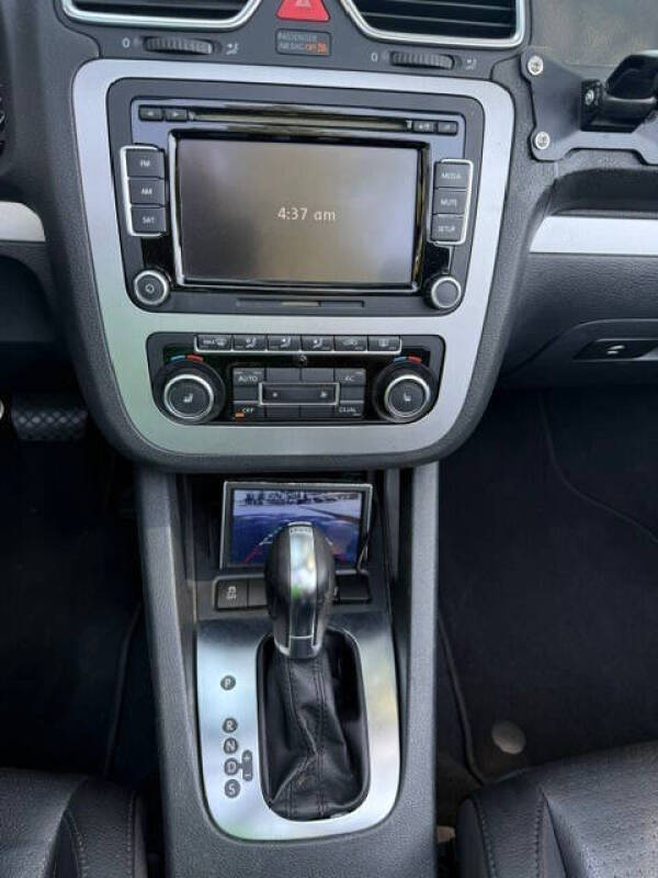 2012 Volkswagen Eos Komfort SULEV