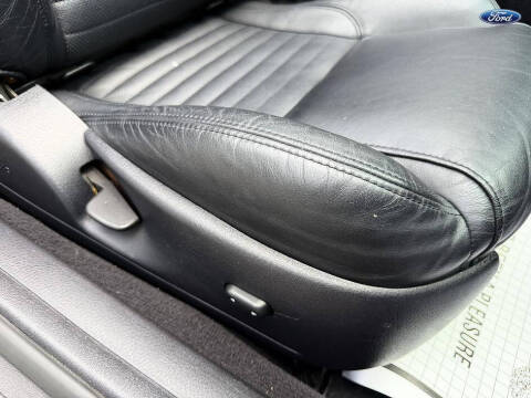2003 Ford Thunderbird