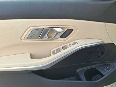 2025 BMW 3 Series 330i xDrive