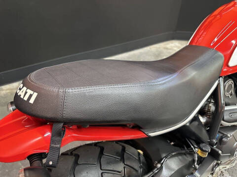 2015 Ducati Scrambler Icon Ducati Red