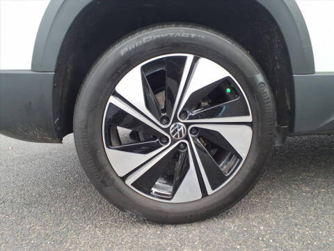 2023 Volkswagen Taos SE 4Motion