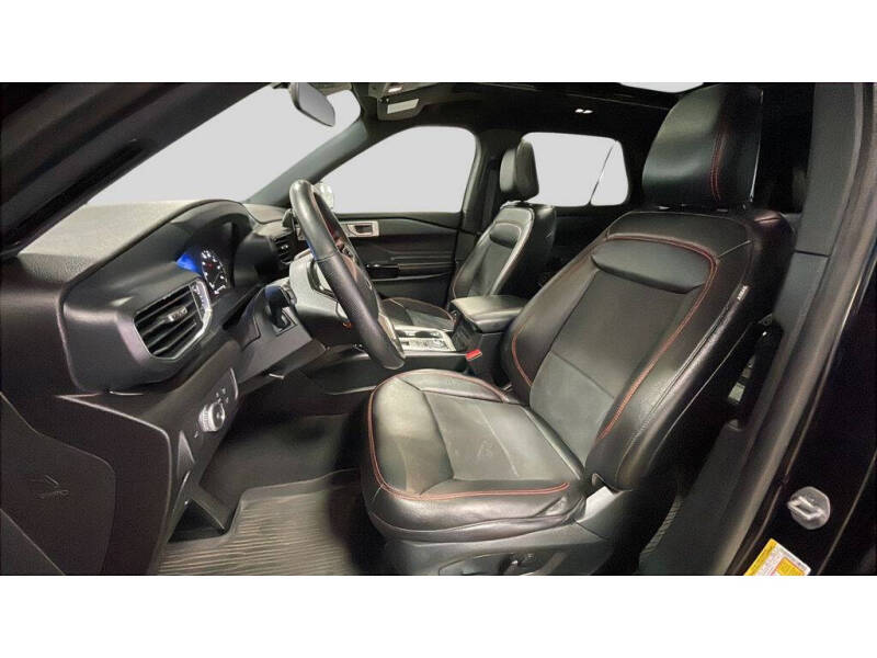 2022 Ford Explorer ST-Line