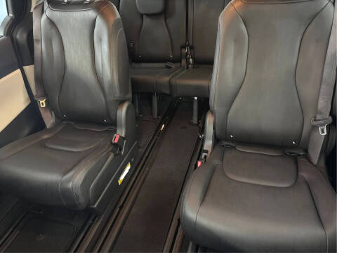 2024 Kia Carnival
