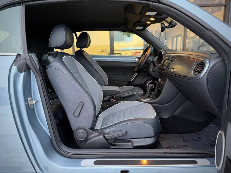 2016 Volkswagen Beetle Convertible
