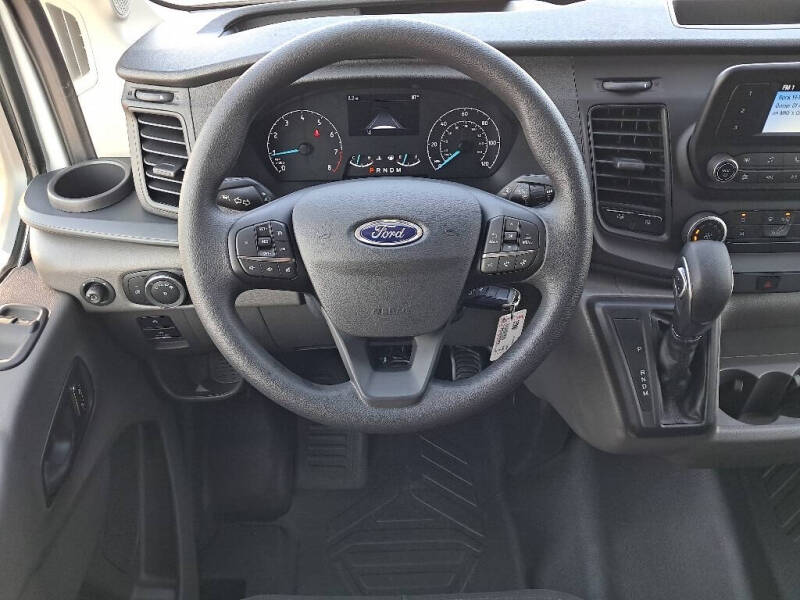 2025 Ford Transit 250