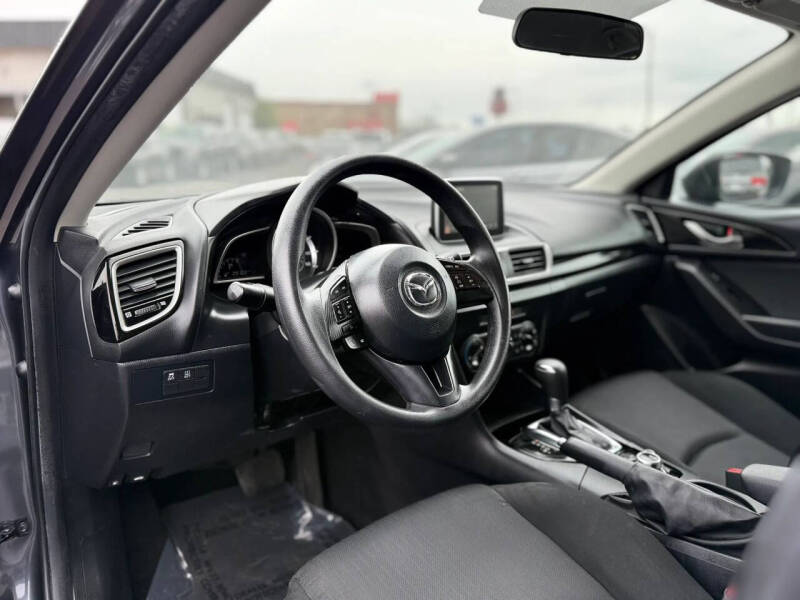 2016 Mazda MAZDA3 i Sport
