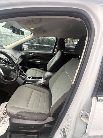 2015 Ford Escape SE