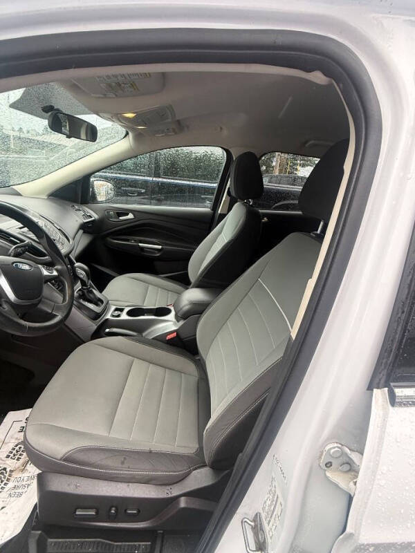 2015 Ford Escape SE