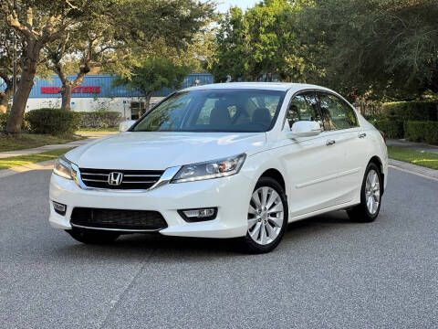 2015 Honda Accord for sale at Presidents Cars LLC in Orlando FL