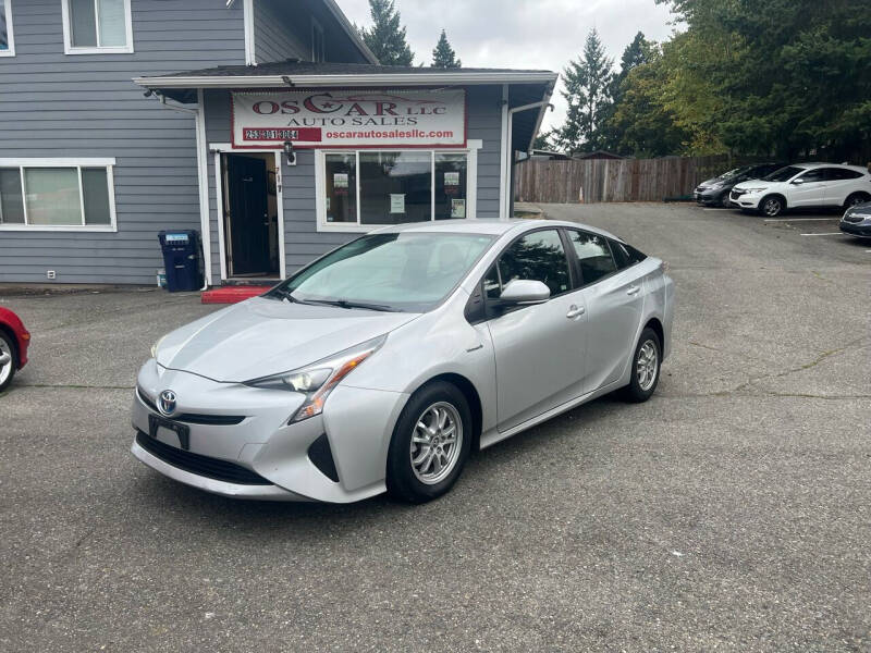 2016 Toyota Prius for sale at Oscar Auto Sales in Tacoma WA