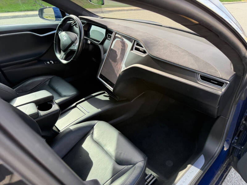 2016 Tesla Model S 70