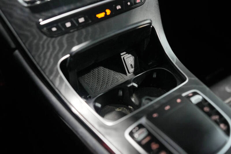 2021 Mercedes-Benz GLC GLC 300