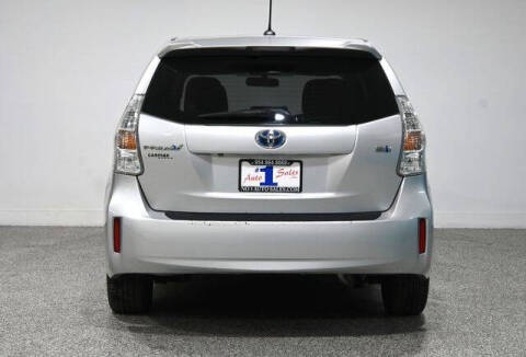 2013 Toyota Prius v Three