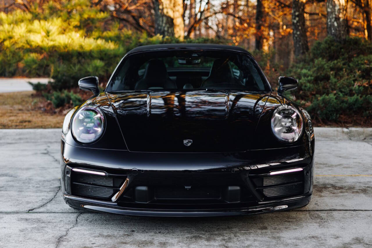 2022 Porsche 911 4