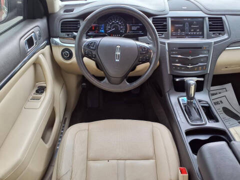 2013 Lincoln MKS