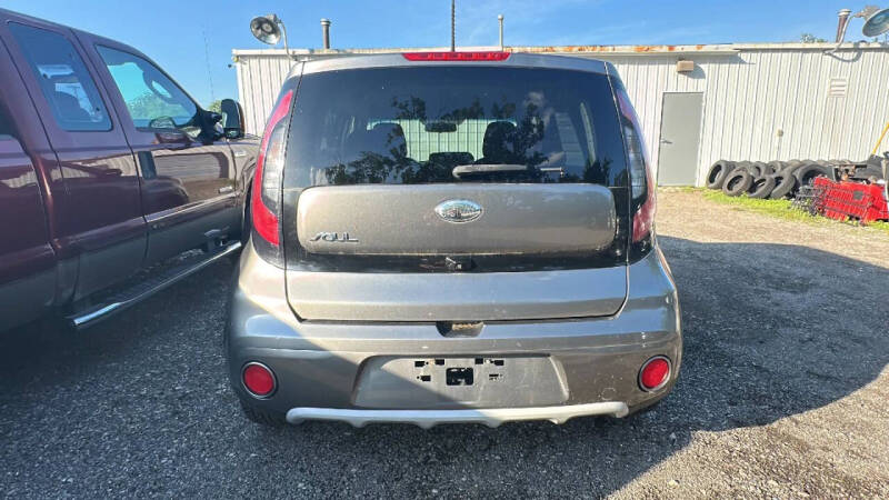2019 Kia Soul +