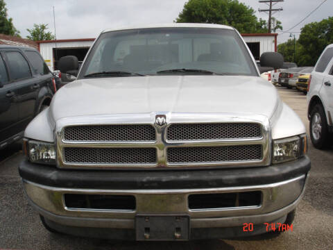 2001 Dodge Ram 1500 for sale at Oakleaf Auto Sales in Conroe TX