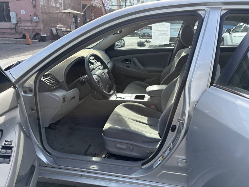 2009 Toyota Camry LE