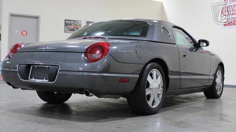 2003 Ford Thunderbird
