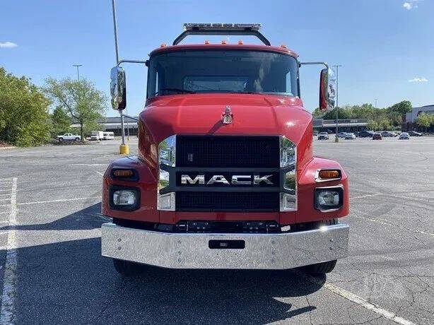 2024 Mack MD6