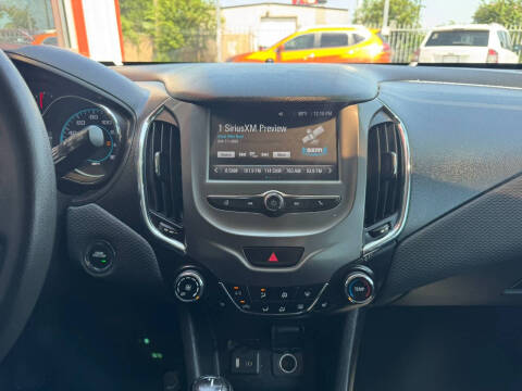 2017 Chevrolet Cruze LT Auto