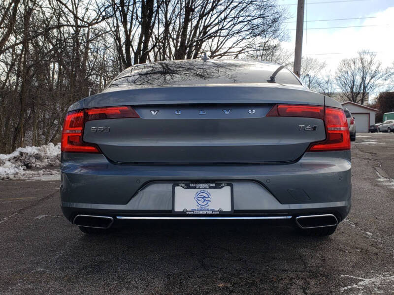 2018 Volvo S90 T6 Momentum