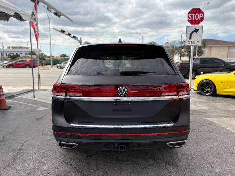 2024 Volkswagen Atlas SE