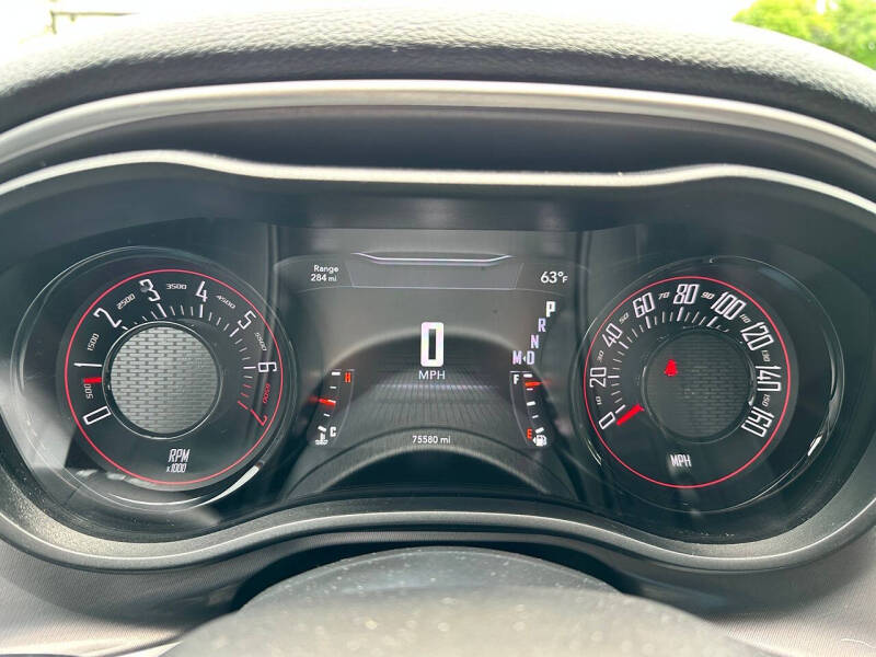 2020 Dodge Challenger SXT