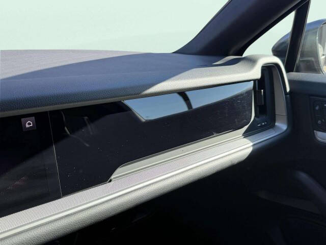 2024 Porsche Cayenne Coupe