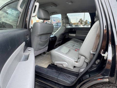 2009 Toyota Sequoia SR5