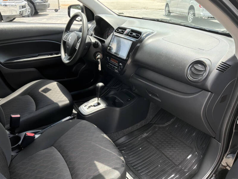 2024 Mitsubishi Mirage ES