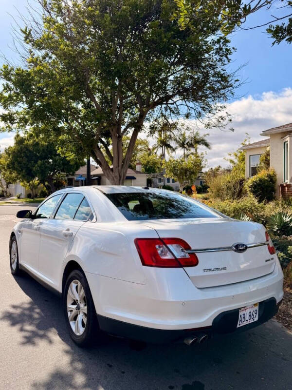 2010 Ford Taurus SEL