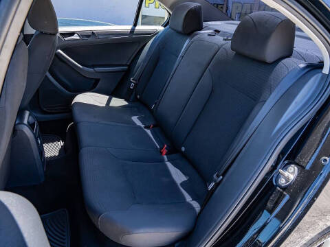 2015 Volkswagen Jetta